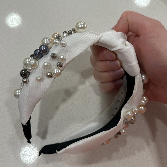 NWOT Etsy White with Vegan Pearls Headband OS main image 9